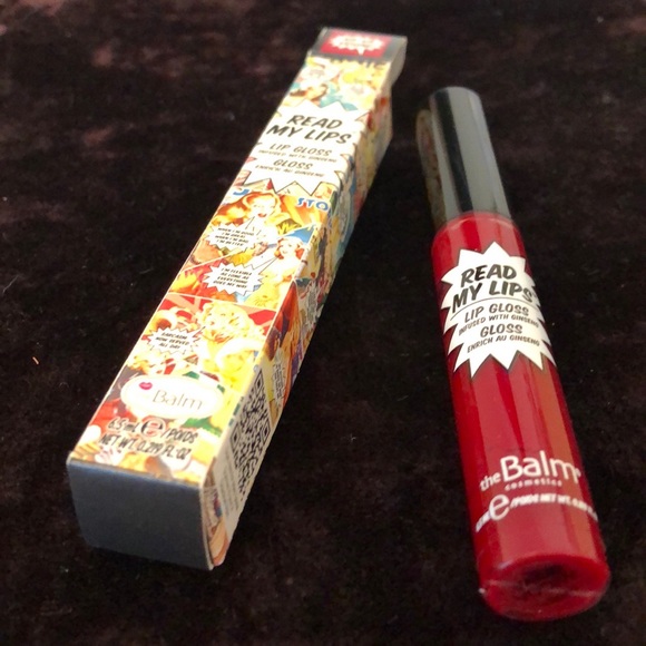 Red Lip Color - Picture 5 of 7